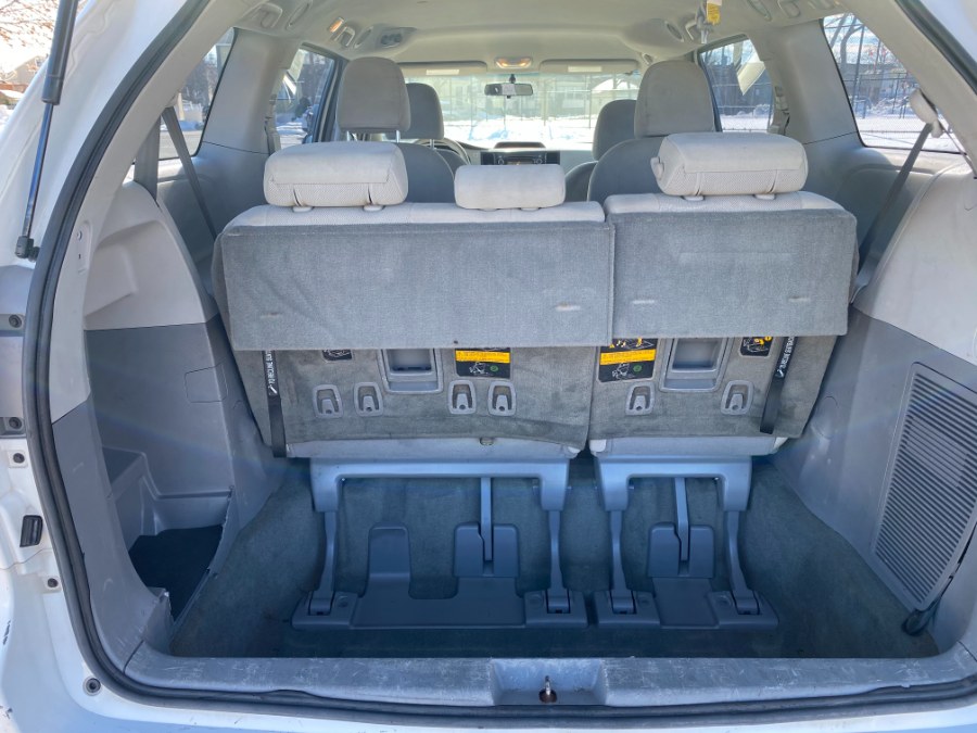 2014 Toyota Sienna 5dr 7-Pass Van V6 L FWD, available for sale in Lyndhurst, New Jersey | Cars With Deals. Lyndhurst, New Jersey 2014 Toyota Sienna 5dr 7-Pass Van V6 L FWD, available for sale in Lyndhurst, New Jersey | Cars With Deals. Lyndhurst, New Jersey