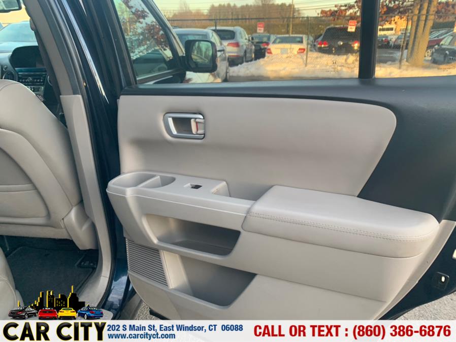 2012 Honda Pilot 4WD 4dr EX-L, available for sale in East Windsor, Connecticut | Car City LLC. East Windsor, Connecticut 2012 Honda Pilot 4WD 4dr EX-L, available for sale in East Windsor, Connecticut | Car City LLC. East Windsor, Connecticut