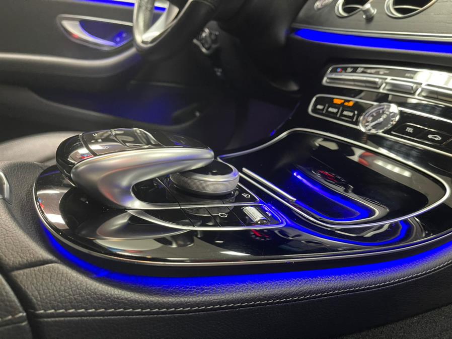 Used Mercedes-Benz E-Class E 300 Luxury 4MATIC Sedan 2017 | 5 Towns Drive. Inwood, New York Used Mercedes-Benz E-Class E 300 Luxury 4MATIC Sedan 2017 | 5 Towns Drive. Inwood, New York