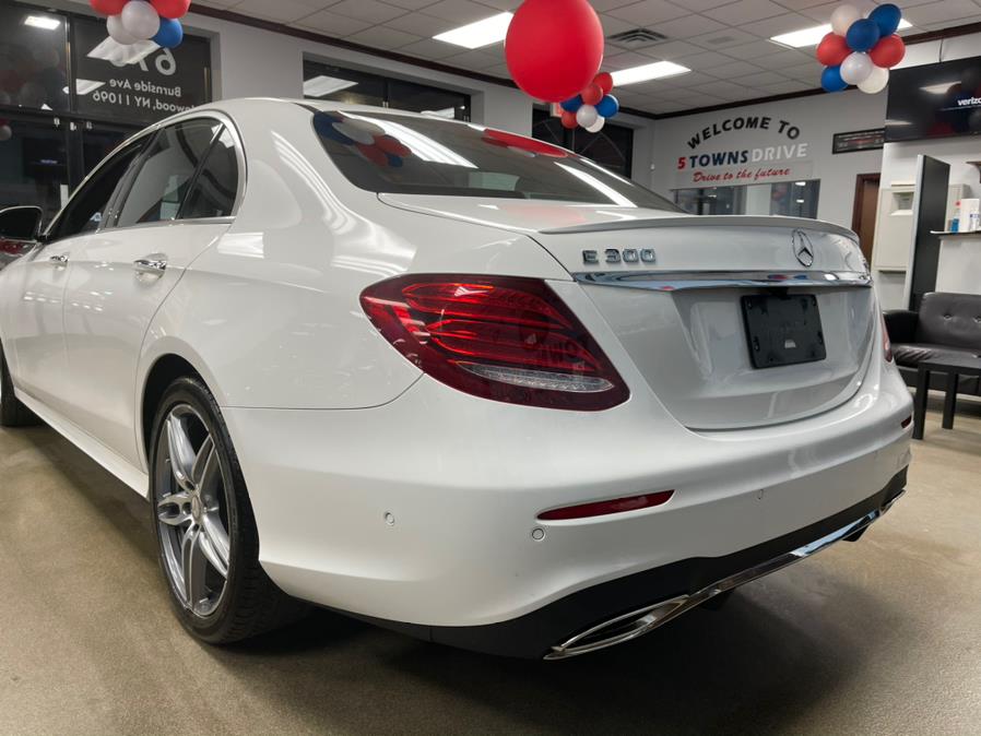 Used Mercedes-Benz E-Class E 300 Luxury 4MATIC Sedan 2017 | 5 Towns Drive. Inwood, New York Used Mercedes-Benz E-Class E 300 Luxury 4MATIC Sedan 2017 | 5 Towns Drive. Inwood, New York