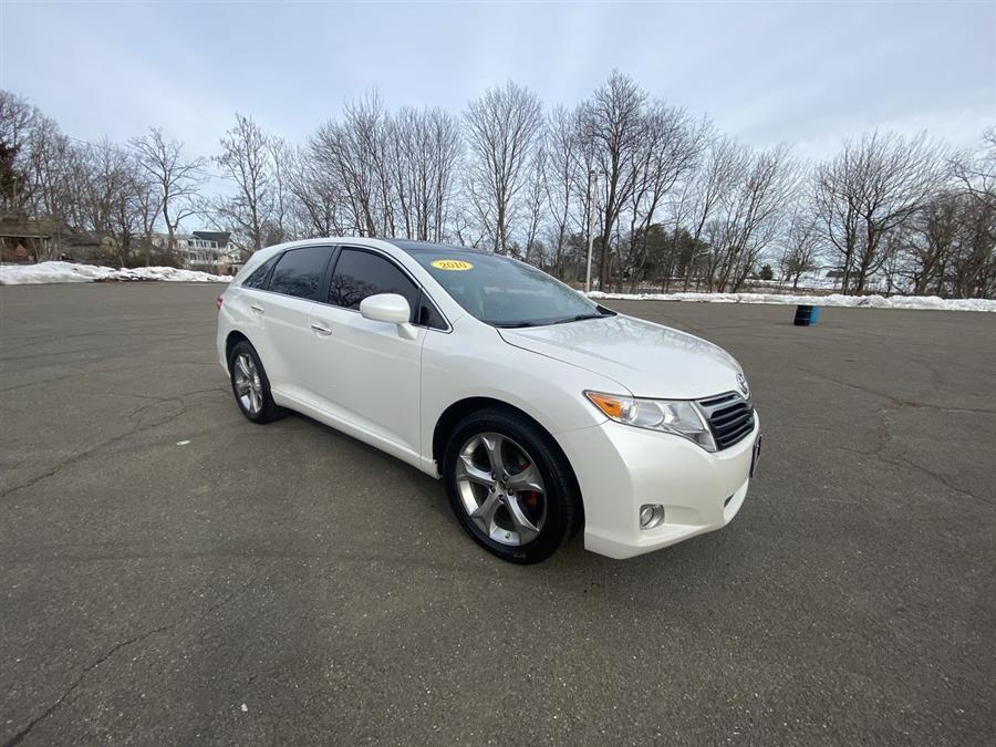 2010 Toyota Venza 4dr Wgn V6 AWD, available for sale in Stratford, Connecticut | Wiz Leasing Inc. Stratford, Connecticut