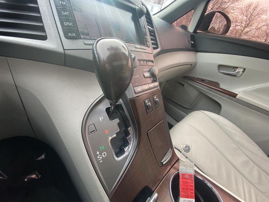 2010 Toyota Venza 4dr Wgn V6 AWD, available for sale in Stratford, Connecticut | Wiz Leasing Inc. Stratford, Connecticut 2010 Toyota Venza 4dr Wgn V6 AWD, available for sale in Stratford, Connecticut | Wiz Leasing Inc. Stratford, Connecticut