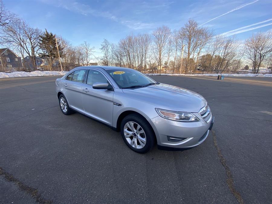 2011 Ford Taurus 4dr Sdn SEL AWD, available for sale in Stratford, Connecticut | Wiz Leasing Inc. Stratford, Connecticut