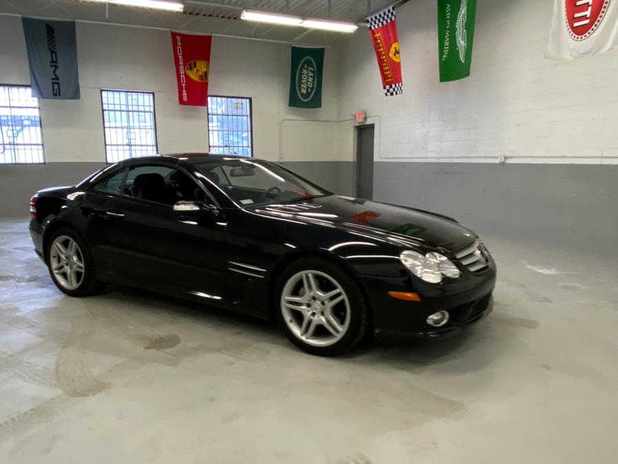 2007 Mercedes-Benz SL-Class 2dr Roadster 5.5L V8, available for sale in Bridgeport, Connecticut | CT Auto. Bridgeport, Connecticut 2007 Mercedes-Benz SL-Class 2dr Roadster 5.5L V8, available for sale in Bridgeport, Connecticut | CT Auto. Bridgeport, Connecticut