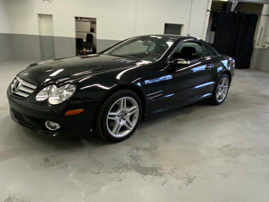 2007 Mercedes-Benz SL-Class 2dr Roadster 5.5L V8, available for sale in Bridgeport, Connecticut | CT Auto. Bridgeport, Connecticut 2007 Mercedes-Benz SL-Class 2dr Roadster 5.5L V8, available for sale in Bridgeport, Connecticut | CT Auto. Bridgeport, Connecticut