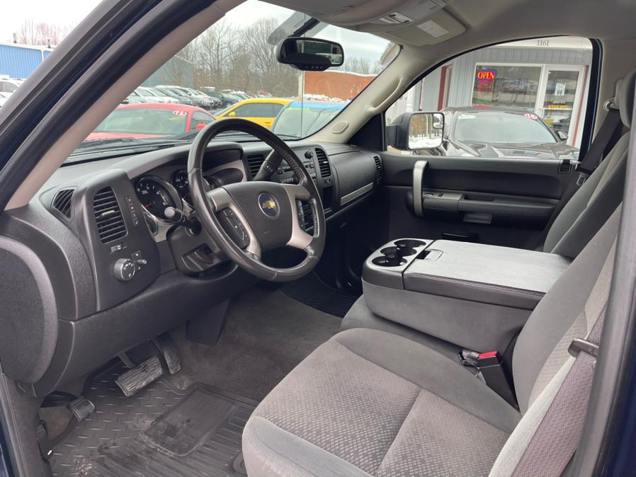 2007 Chevrolet Silverado 2500HD 4WD Crew Cab 153" LT w/1LT, available for sale in South Windsor, Connecticut | Mike And Tony Auto Sales, Inc. South Windsor, Connecticut 2007 Chevrolet Silverado 2500HD 4WD Crew Cab 153" LT w/1LT, available for sale in South Windsor, Connecticut | Mike And Tony Auto Sales, Inc. South Windsor, Connecticut
