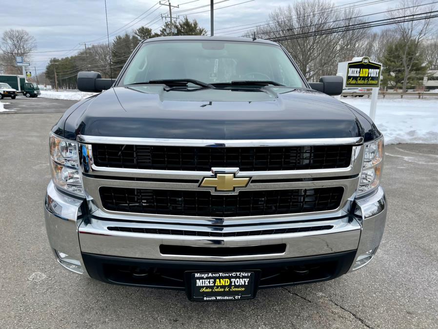 2007 Chevrolet Silverado 2500HD 4WD Crew Cab 153" LT w/1LT, available for sale in South Windsor, Connecticut | Mike And Tony Auto Sales, Inc. South Windsor, Connecticut 2007 Chevrolet Silverado 2500HD 4WD Crew Cab 153" LT w/1LT, available for sale in South Windsor, Connecticut | Mike And Tony Auto Sales, Inc. South Windsor, Connecticut