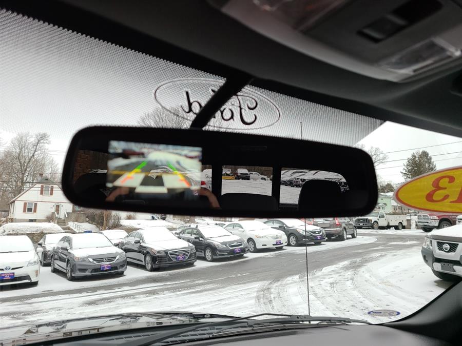 2013 Ford F-150 4WD SuperCrew XLT, available for sale in Waterbury, Connecticut | National Auto Brokers, Inc.. Waterbury, Connecticut 2013 Ford F-150 4WD SuperCrew XLT, available for sale in Waterbury, Connecticut | National Auto Brokers, Inc.. Waterbury, Connecticut