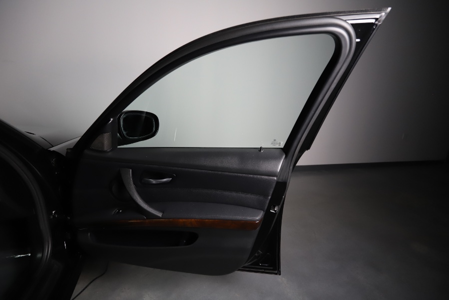 2011 BMW 3 Series 4dr Sdn 328i xDrive AWD SULEV, available for sale in North Salem, New York | Meccanic Shop North Inc. North Salem, New York 2011 BMW 3 Series 4dr Sdn 328i xDrive AWD SULEV, available for sale in North Salem, New York | Meccanic Shop North Inc. North Salem, New York
