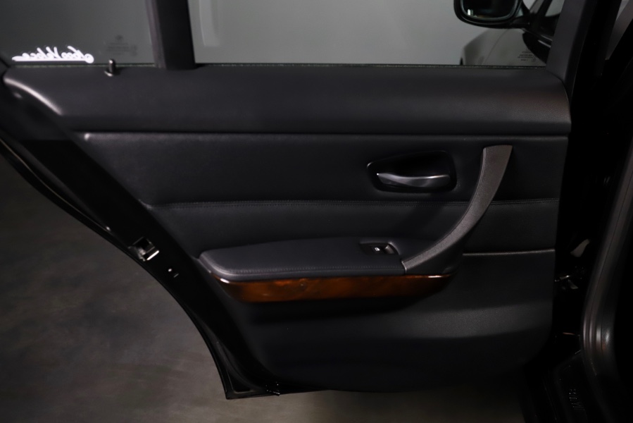 2011 BMW 3 Series 4dr Sdn 328i xDrive AWD SULEV, available for sale in North Salem, New York | Meccanic Shop North Inc. North Salem, New York 2011 BMW 3 Series 4dr Sdn 328i xDrive AWD SULEV, available for sale in North Salem, New York | Meccanic Shop North Inc. North Salem, New York