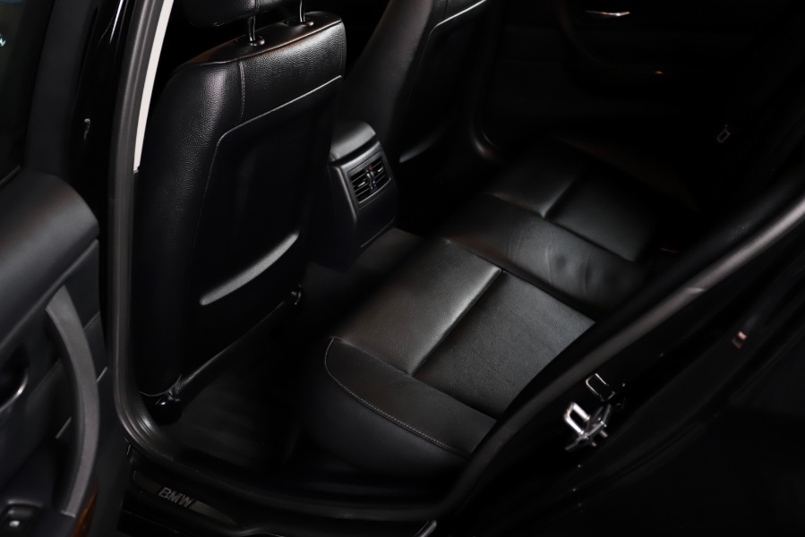 2011 BMW 3 Series 4dr Sdn 328i xDrive AWD SULEV, available for sale in North Salem, New York | Meccanic Shop North Inc. North Salem, New York 2011 BMW 3 Series 4dr Sdn 328i xDrive AWD SULEV, available for sale in North Salem, New York | Meccanic Shop North Inc. North Salem, New York