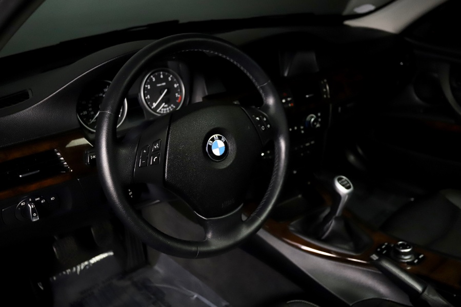 2011 BMW 3 Series 4dr Sdn 328i xDrive AWD SULEV, available for sale in North Salem, New York | Meccanic Shop North Inc. North Salem, New York 2011 BMW 3 Series 4dr Sdn 328i xDrive AWD SULEV, available for sale in North Salem, New York | Meccanic Shop North Inc. North Salem, New York
