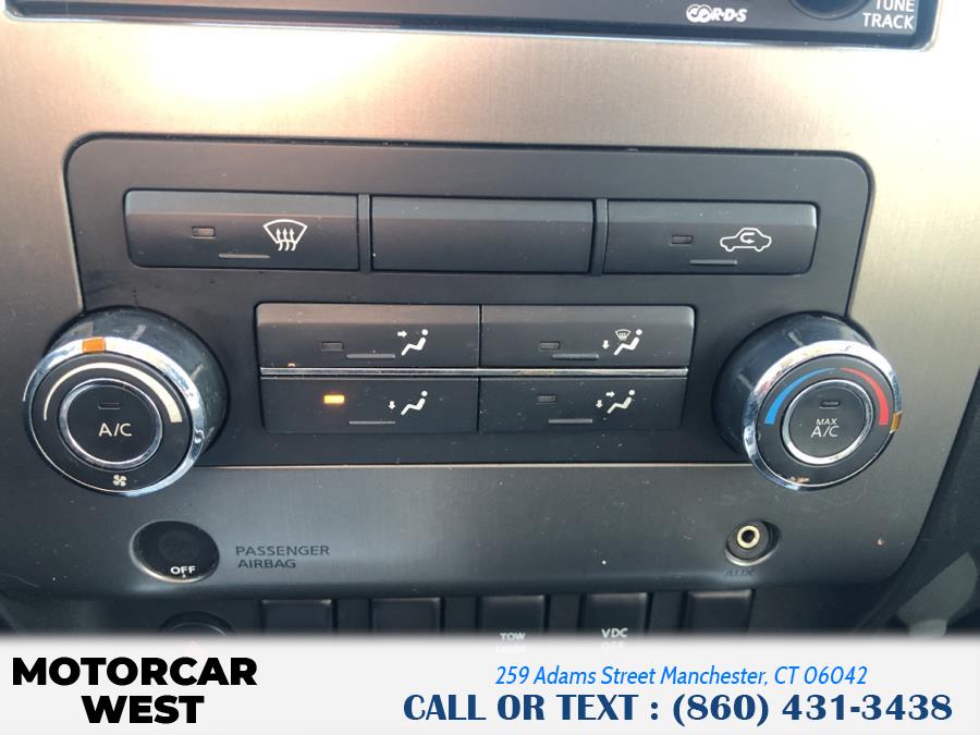 2011 Nissan Titan 4WD King Cab SWB SV, available for sale in Manchester, Connecticut | Motorcar West. Manchester, Connecticut 2011 Nissan Titan 4WD King Cab SWB SV, available for sale in Manchester, Connecticut | Motorcar West. Manchester, Connecticut