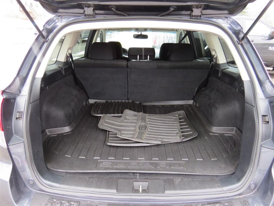 Used Subaru Outback 2.5i Premium AWD 4dr Wagon CVT 2013 | Lake City Exports Inc. Auburn, Maine Used Subaru Outback 2.5i Premium AWD 4dr Wagon CVT 2013 | Lake City Exports Inc. Auburn, Maine