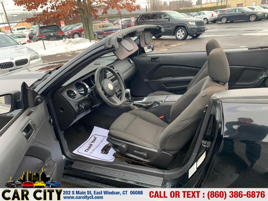 Used Ford Mustang 2dr Conv V6 Premium 2011 | Car City LLC. East Windsor, Connecticut Used Ford Mustang 2dr Conv V6 Premium 2011 | Car City LLC. East Windsor, Connecticut