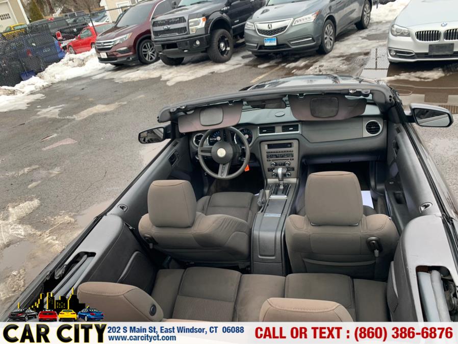 Used Ford Mustang 2dr Conv V6 Premium 2011 | Car City LLC. East Windsor, Connecticut Used Ford Mustang 2dr Conv V6 Premium 2011 | Car City LLC. East Windsor, Connecticut