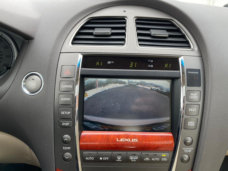 2011 Lexus ES 350 4dr Sdn, available for sale in South Windsor, Connecticut | Mike And Tony Auto Sales, Inc. South Windsor, Connecticut 2011 Lexus ES 350 4dr Sdn, available for sale in South Windsor, Connecticut | Mike And Tony Auto Sales, Inc. South Windsor, Connecticut