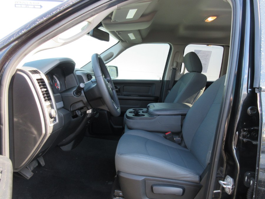 Used Ram 1500 Tradesman 4x4 Quad Cab 6''4" Box 2018 | Route 27 Auto Mall. Linden, New Jersey Used Ram 1500 Tradesman 4x4 Quad Cab 6''4" Box 2018 | Route 27 Auto Mall. Linden, New Jersey