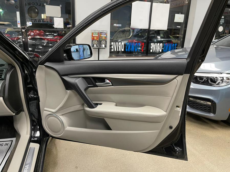 Used Acura TL TECH PKG 4dr Sdn Auto 2WD Tech 2013 | 5 Towns Drive. Inwood, New York Used Acura TL TECH PKG 4dr Sdn Auto 2WD Tech 2013 | 5 Towns Drive. Inwood, New York