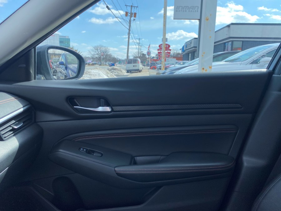 Used Nissan Altima 2.5 SR Sedan 2020 | Inman Motors Sales. Medford, Massachusetts Used Nissan Altima 2.5 SR Sedan 2020 | Inman Motors Sales. Medford, Massachusetts