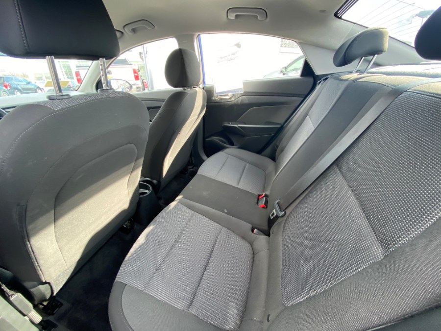 Used Hyundai Accent SE Sedan IVT 2020 | Inman Motors Sales. Medford, Massachusetts Used Hyundai Accent SE Sedan IVT 2020 | Inman Motors Sales. Medford, Massachusetts