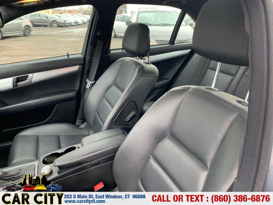 Used Mercedes-Benz C-Class 4dr Sdn 3.0L Luxury 4MATIC 2009 | Car City LLC. East Windsor, Connecticut Used Mercedes-Benz C-Class 4dr Sdn 3.0L Luxury 4MATIC 2009 | Car City LLC. East Windsor, Connecticut