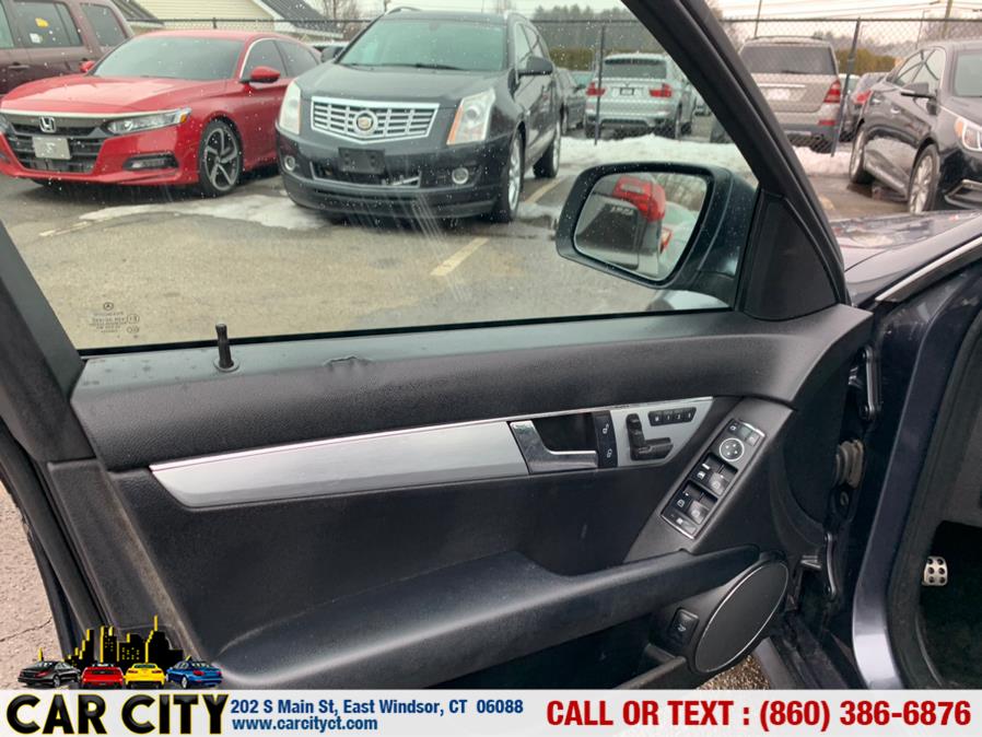 Used Mercedes-Benz C-Class 4dr Sdn 3.0L Luxury 4MATIC 2009 | Car City LLC. East Windsor, Connecticut Used Mercedes-Benz C-Class 4dr Sdn 3.0L Luxury 4MATIC 2009 | Car City LLC. East Windsor, Connecticut