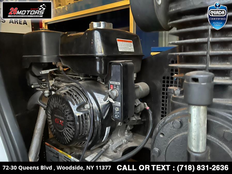 Used Ford Transit Cargo Van T-350 HD 148" EL Hi Rf 9950 GVWR RH Dr 2015 | 26 Motors Queens. Woodside, New York Used Ford Transit Cargo Van T-350 HD 148" EL Hi Rf 9950 GVWR RH Dr 2015 | 26 Motors Queens. Woodside, New York