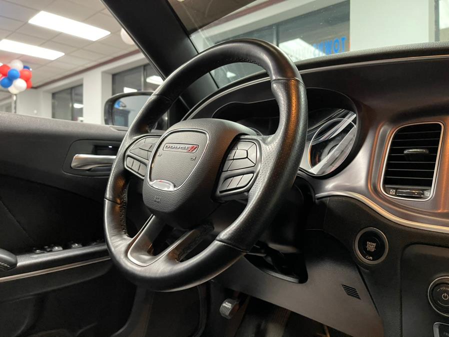 Used Dodge Charger SCATPACK 392 HEMI Scat Pack RWD 2020 | 5 Towns Drive. Inwood, New York Used Dodge Charger SCATPACK 392 HEMI Scat Pack RWD 2020 | 5 Towns Drive. Inwood, New York