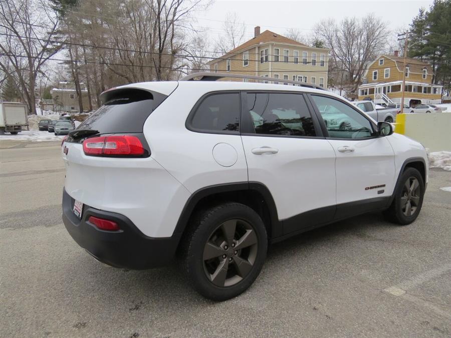 Used Jeep Cherokee Latitude 4x4 4dr SUV 2016 | Lake City Exports Inc. Auburn, Maine Used Jeep Cherokee Latitude 4x4 4dr SUV 2016 | Lake City Exports Inc. Auburn, Maine