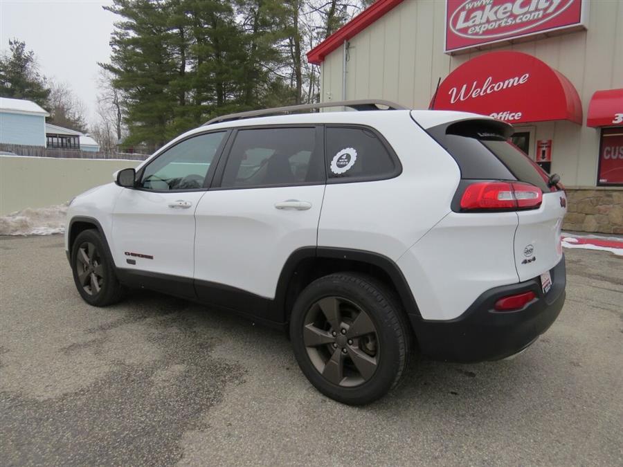 Used Jeep Cherokee Latitude 4x4 4dr SUV 2016 | Lake City Exports Inc. Auburn, Maine Used Jeep Cherokee Latitude 4x4 4dr SUV 2016 | Lake City Exports Inc. Auburn, Maine