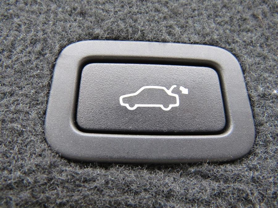 Used Volvo Xc60 T5 Premier AWD 4dr SUV 2016 | Lake City Exports Inc. Auburn, Maine Used Volvo Xc60 T5 Premier AWD 4dr SUV 2016 | Lake City Exports Inc. Auburn, Maine