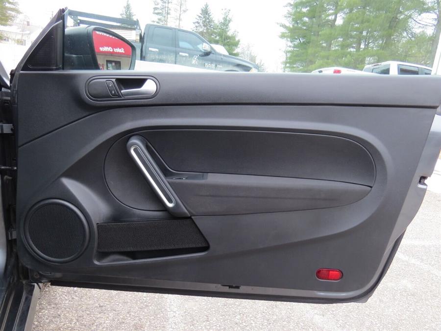 Used Volkswagen Beetle 2.5L Entry PZEV 2dr Coupe 6A 2013 | Lake City Exports Inc. Auburn, Maine Used Volkswagen Beetle 2.5L Entry PZEV 2dr Coupe 6A 2013 | Lake City Exports Inc. Auburn, Maine