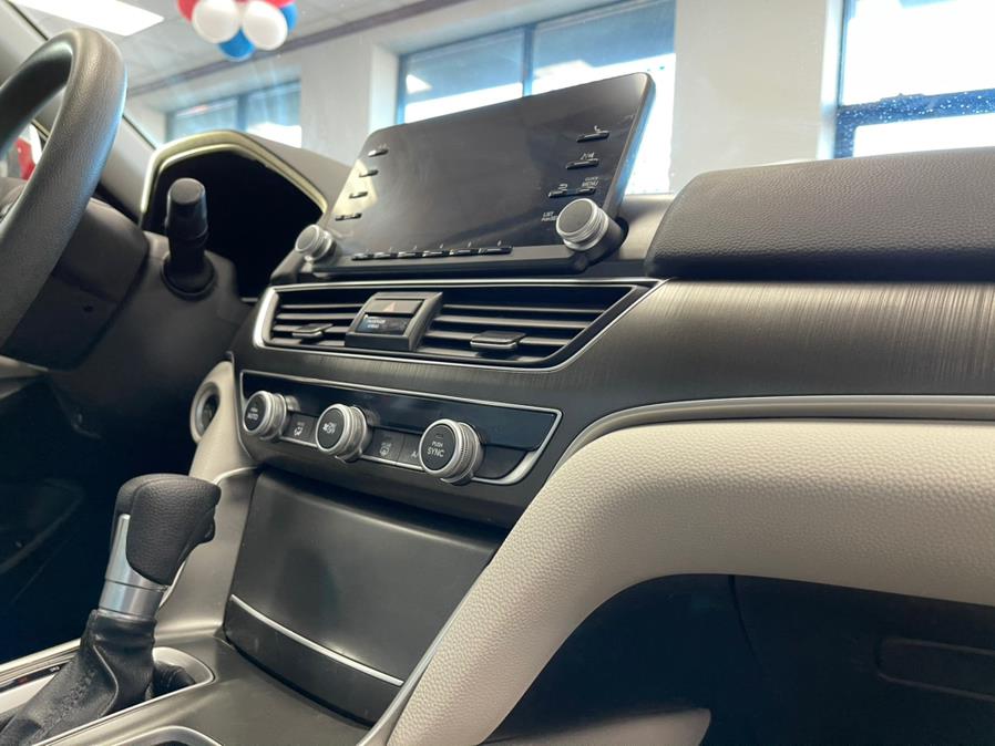 Used Honda Accord Sedan LX 1.5T CVT 2018 | 5 Towns Drive. Inwood, New York Used Honda Accord Sedan LX 1.5T CVT 2018 | 5 Towns Drive. Inwood, New York