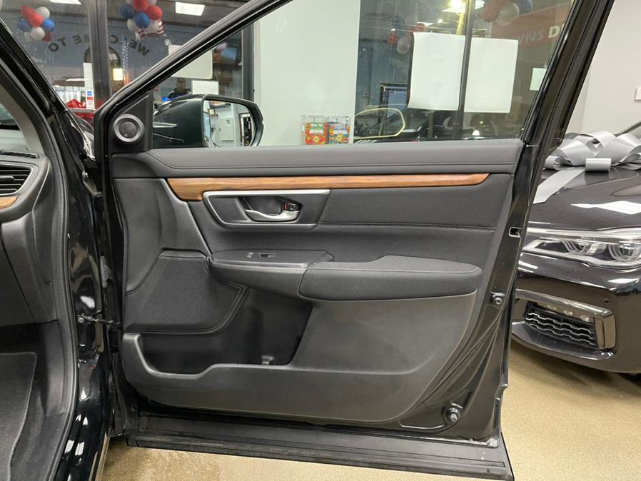 2017 Honda CR-V EX, available for sale in Inwood, New York | 5 Towns Drive. Inwood, New York 2017 Honda CR-V EX, available for sale in Inwood, New York | 5 Towns Drive. Inwood, New York