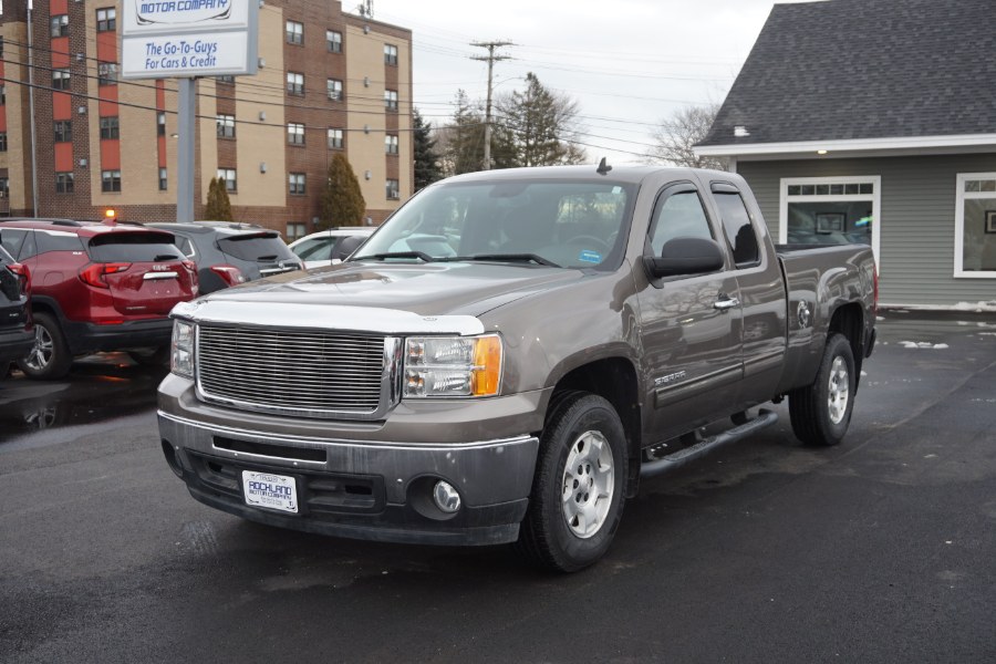 Used GMC Sierra 1500 2WD Ext Cab 143.5" SLE 2013 | Rockland Motor Company. Rockland, Maine Used GMC Sierra 1500 2WD Ext Cab 143.5" SLE 2013 | Rockland Motor Company. Rockland, Maine