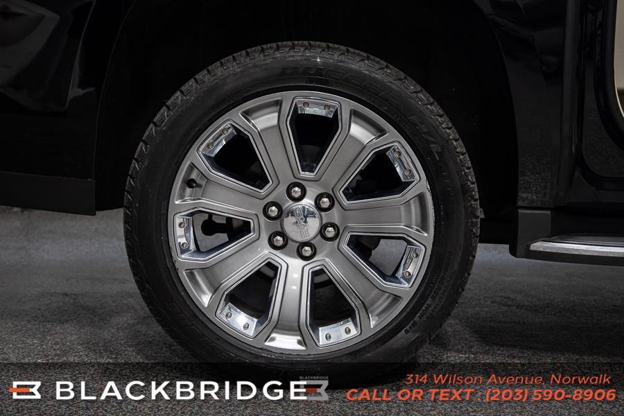 2016 GMC Yukon XL 4WD 4dr Denali, available for sale in Norwalk, Connecticut | Black Bridge Motors, LLC. Norwalk, Connecticut 2016 GMC Yukon XL 4WD 4dr Denali, available for sale in Norwalk, Connecticut | Black Bridge Motors, LLC. Norwalk, Connecticut