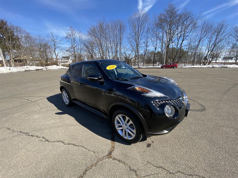 2016 Nissan JUKE 5dr Wgn CVT S AWD, available for sale in Stratford, Connecticut | Wiz Leasing Inc. Stratford, Connecticut