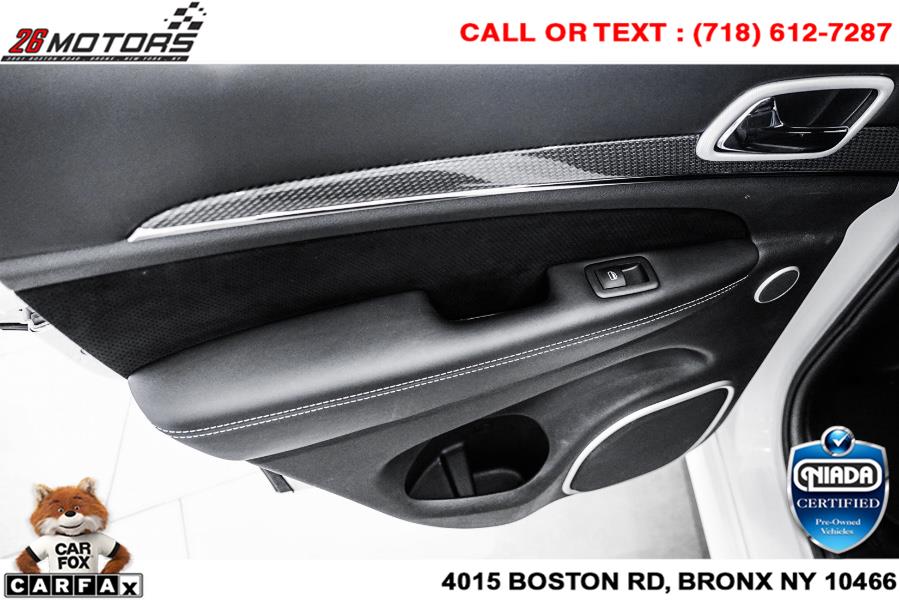 Used Jeep Grand Cherokee Trackhawk 4x4 *Ltd Avail* 2018 | 26 Motors Corp. Bronx, New York Used Jeep Grand Cherokee Trackhawk 4x4 *Ltd Avail* 2018 | 26 Motors Corp. Bronx, New York