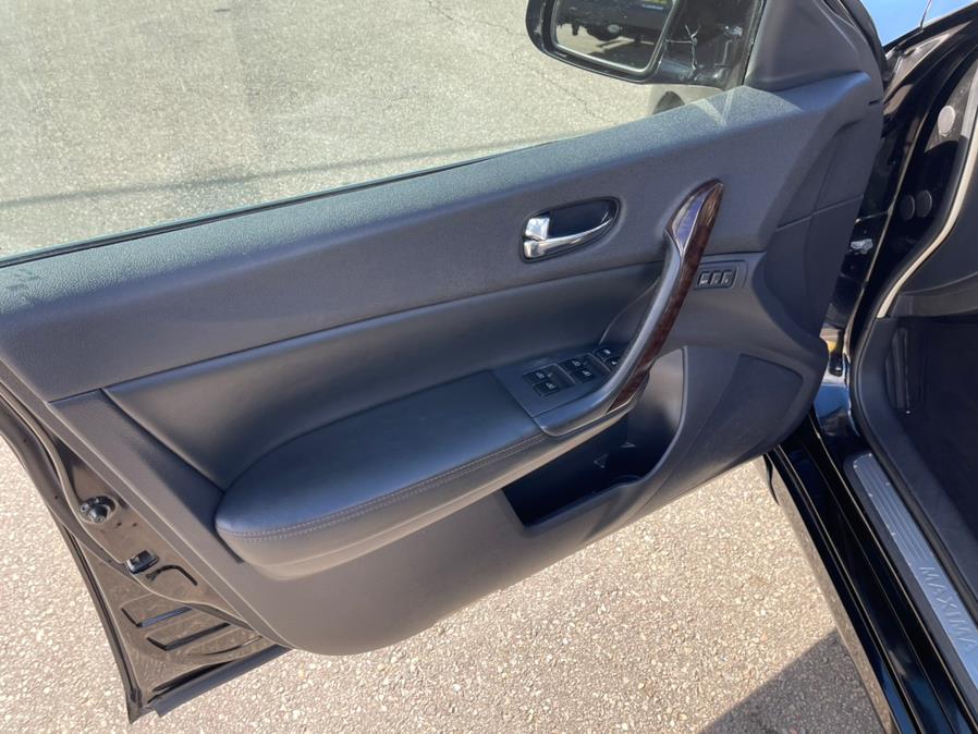2010 Nissan Maxima 4dr Sdn V6 CVT 3.5 S, available for sale in South Windsor, Connecticut | Mike And Tony Auto Sales, Inc. South Windsor, Connecticut 2010 Nissan Maxima 4dr Sdn V6 CVT 3.5 S, available for sale in South Windsor, Connecticut | Mike And Tony Auto Sales, Inc. South Windsor, Connecticut