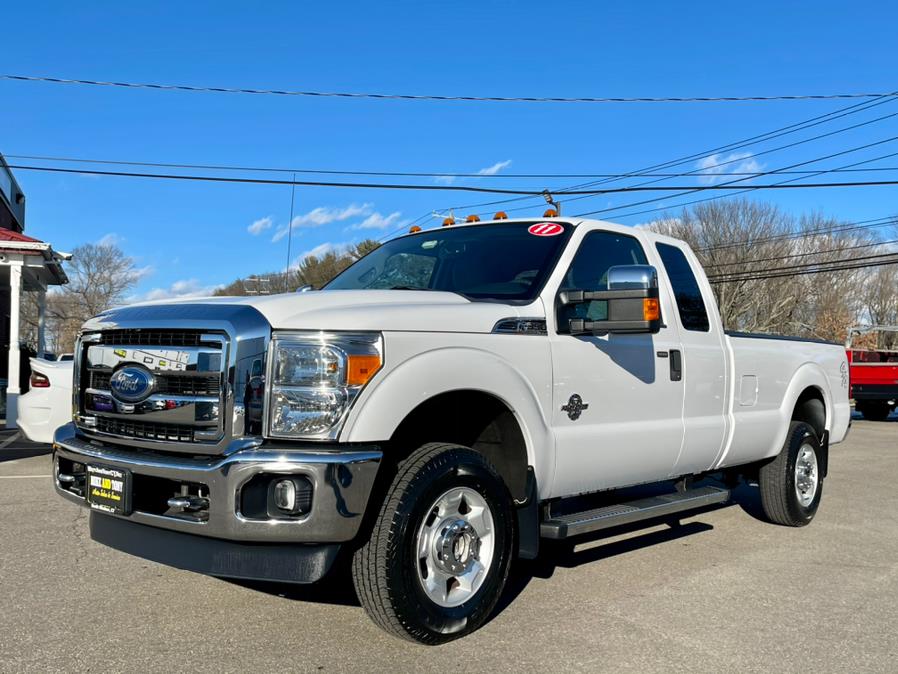 2011 Ford Super Duty F-350 SRW 4WD SuperCab 158" XLT, available for sale in South Windsor, Connecticut | Mike And Tony Auto Sales, Inc. South Windsor, Connecticut