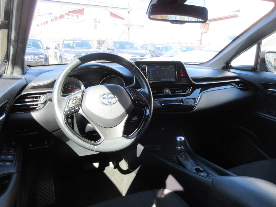 Used Toyota C-HR XLE Premium FWD (Natl) 2018 | Route 27 Auto Mall. Linden, New Jersey Used Toyota C-HR XLE Premium FWD (Natl) 2018 | Route 27 Auto Mall. Linden, New Jersey