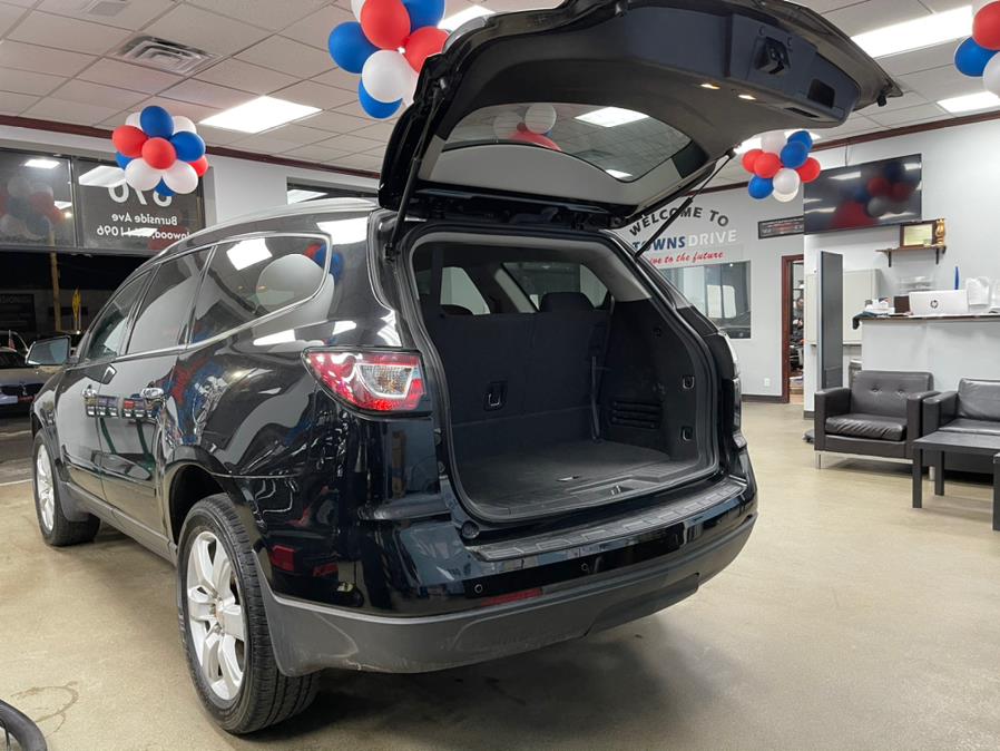 Used Chevrolet Traverse FWD 4dr LT w/1LT 2016 | 5 Towns Drive. Inwood, New York Used Chevrolet Traverse FWD 4dr LT w/1LT 2016 | 5 Towns Drive. Inwood, New York