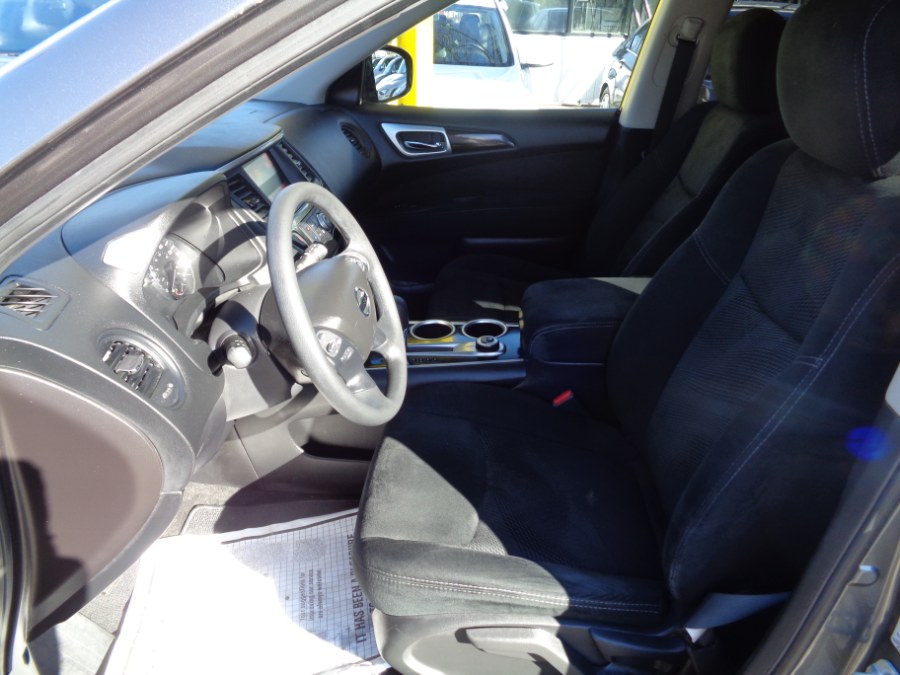 Used Nissan Pathfinder 4WD 4dr S 2016 | Sunrise Auto Sales of Elmont. Elmont, New York Used Nissan Pathfinder 4WD 4dr S 2016 | Sunrise Auto Sales of Elmont. Elmont, New York