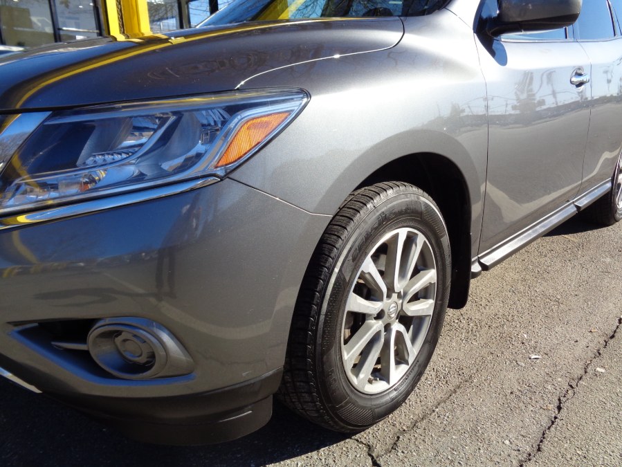 Used Nissan Pathfinder 4WD 4dr S 2016 | Sunrise Auto Sales of Elmont. Elmont, New York Used Nissan Pathfinder 4WD 4dr S 2016 | Sunrise Auto Sales of Elmont. Elmont, New York