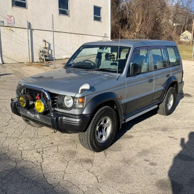 1995 Mitsubishi Pajero Turbo Diesel, available for sale in Naugatuck, Connecticut | Riverside Motorcars, LLC. Naugatuck, Connecticut
