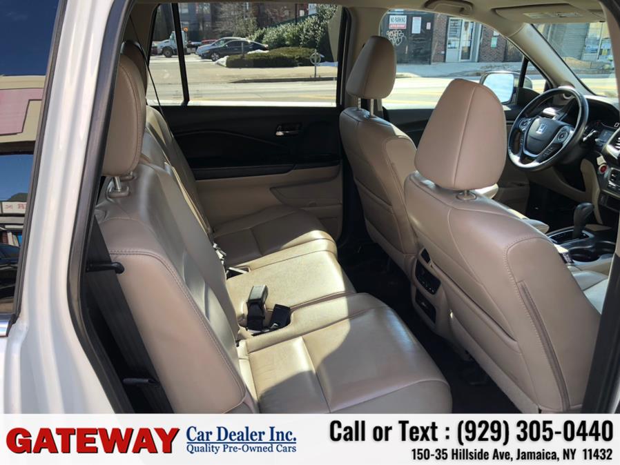 2016 Honda Pilot AWD 4dr EX-L, available for sale in Jamaica, New York | Gateway Car Dealer Inc. Jamaica, New York 2016 Honda Pilot AWD 4dr EX-L, available for sale in Jamaica, New York | Gateway Car Dealer Inc. Jamaica, New York