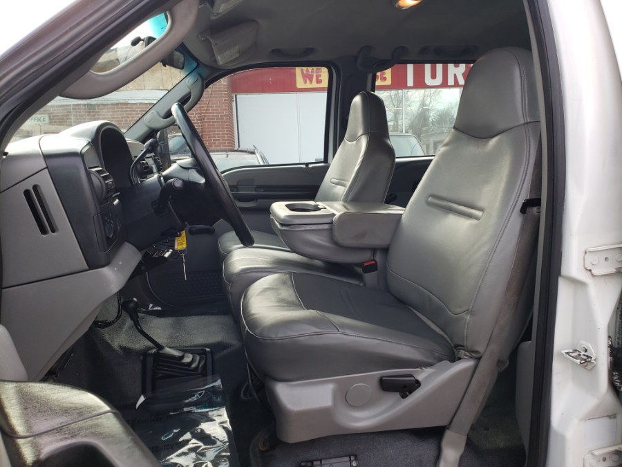 Used Ford Super Duty F-250 6.0 Power Stroke Diesel Crew Cab Long Bed XL 2006 | Toro Auto. East Windsor, Connecticut Used Ford Super Duty F-250 6.0 Power Stroke Diesel Crew Cab Long Bed XL 2006 | Toro Auto. East Windsor, Connecticut