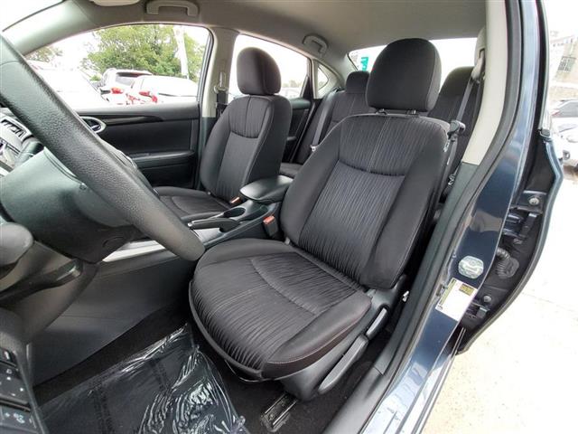 Used Nissan Sentra SV CVT 2017 | Northshore Motors. Syosset , New York Used Nissan Sentra SV CVT 2017 | Northshore Motors. Syosset , New York
