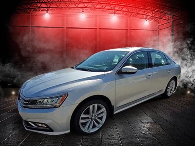Used Volkswagen Passat 1.8T SE w/Technology Auto 2017 | Sunrise Auto Outlet. Amityville, New York Used Volkswagen Passat 1.8T SE w/Technology Auto 2017 | Sunrise Auto Outlet. Amityville, New York
